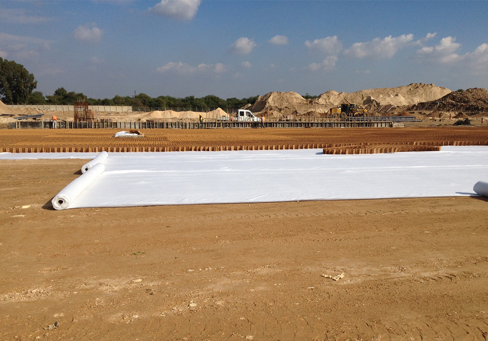 Drainage, separation and reinforcement of sub-bases by geotextile